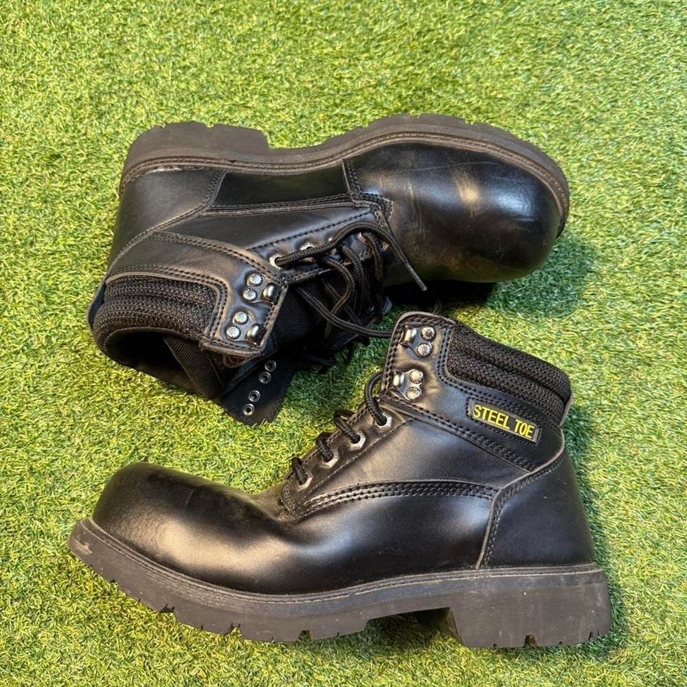 Steel Toe Work Boots – Men's Size 10.5 Wide
